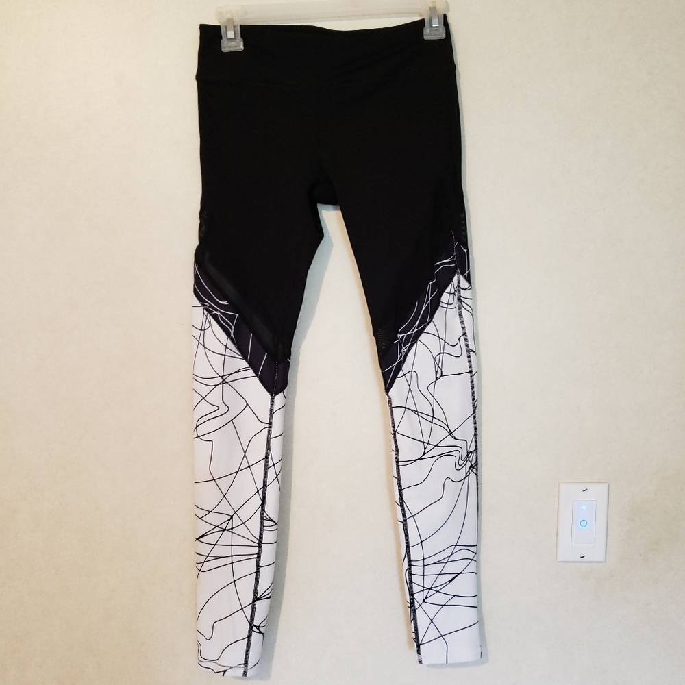 Fabletics Mid-rise Mesh Powerhold Leggings XS